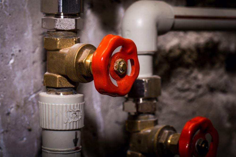 Plumbing Tips For Summer Vacation Plumbing Tips For Summer Vacation